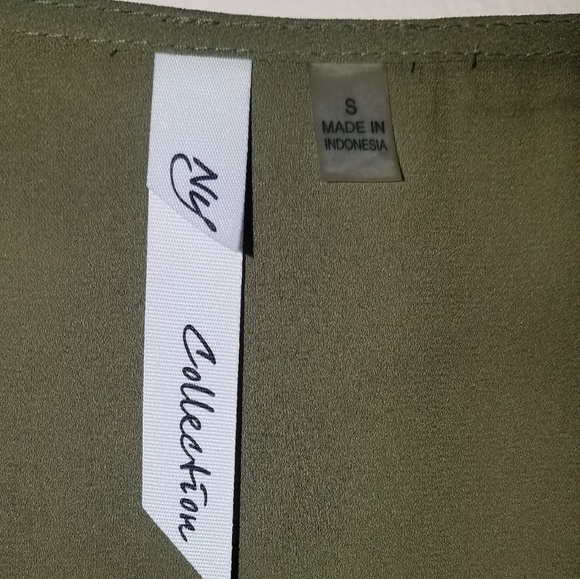 Cold shoulder top - Picture 3 of 4